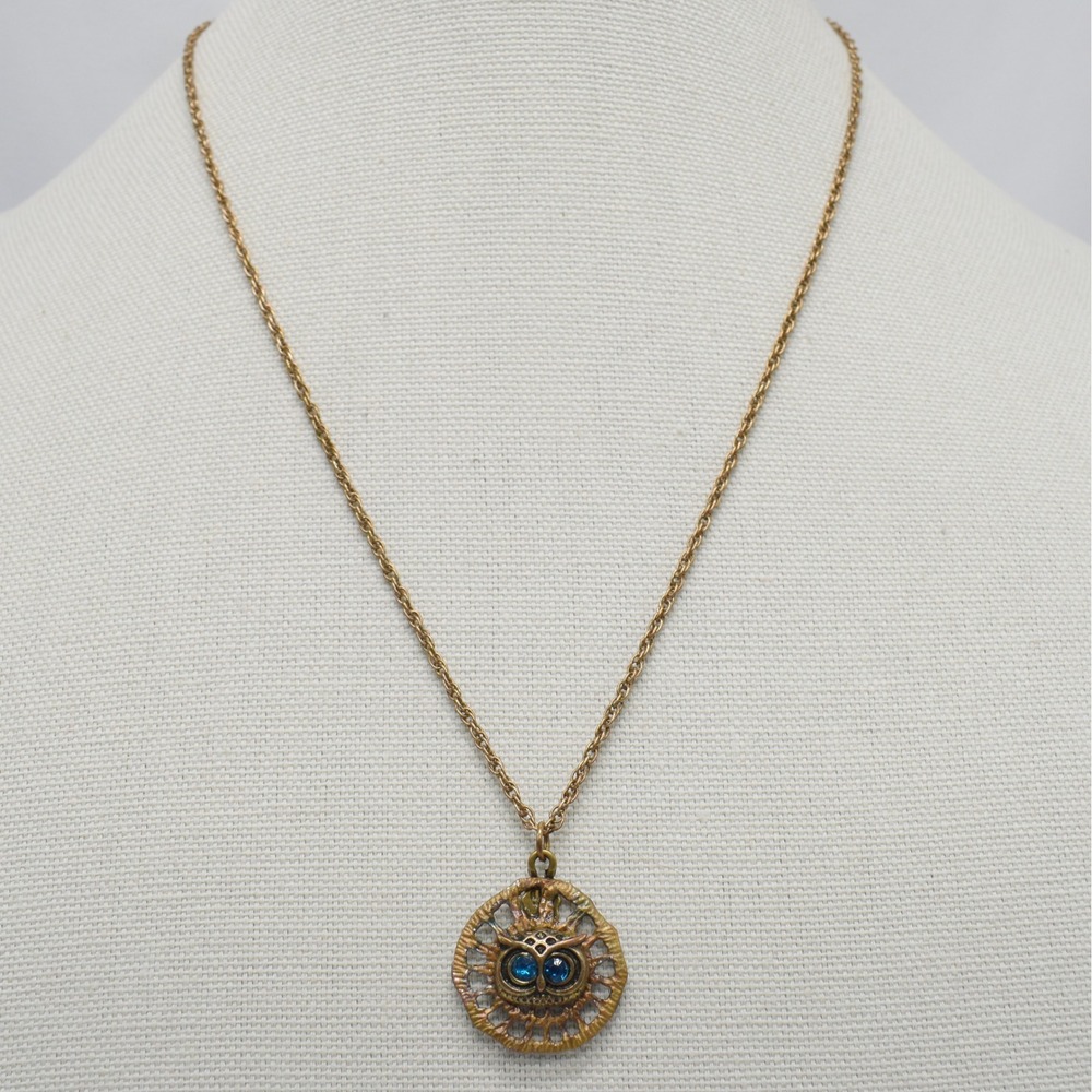 Woodland Owl Pendant Necklace Gold Blue Teal Eyes Whimsical Bohemian Indie Y2K - Picture 1 of 6